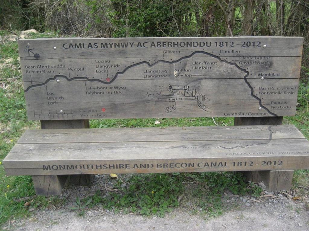 克里克豪厄尔 Cae Y Rhedyn Annexe酒店 外观 照片